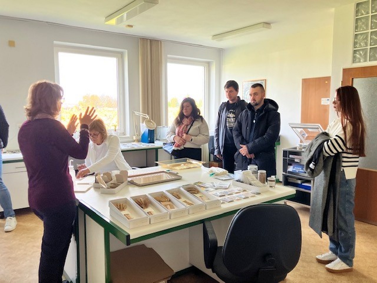 Exkurzia ochrany genetických zdrojov rastlín v Génovej banke Slovenskej republiky (VÚRV Piešťany)